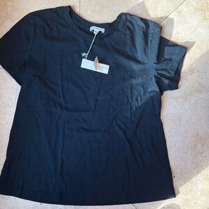 Women’s Navy Tee NWT